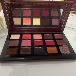 ACE BEAUTE Mystic Romance Eyeshadow Palette